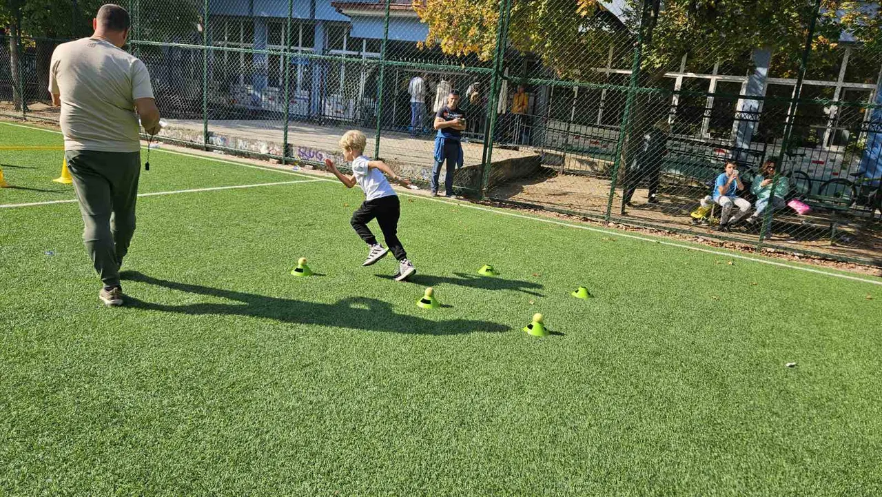 Спортска манифестација во соработка со ООУ Владо Тасевски – Скопје Sportska manifestacija vo sorabotka so OOU Vlado Tasevski - Skopje 2
