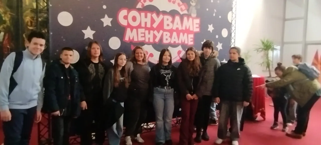 Едукативна театарска претстава 03 03 2026 (2)