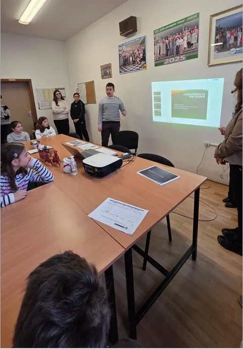 Препознавање и превенција од насилство во училиштето Prepoznavanje i prevencija od nasilstvo vo uchilishteto 3